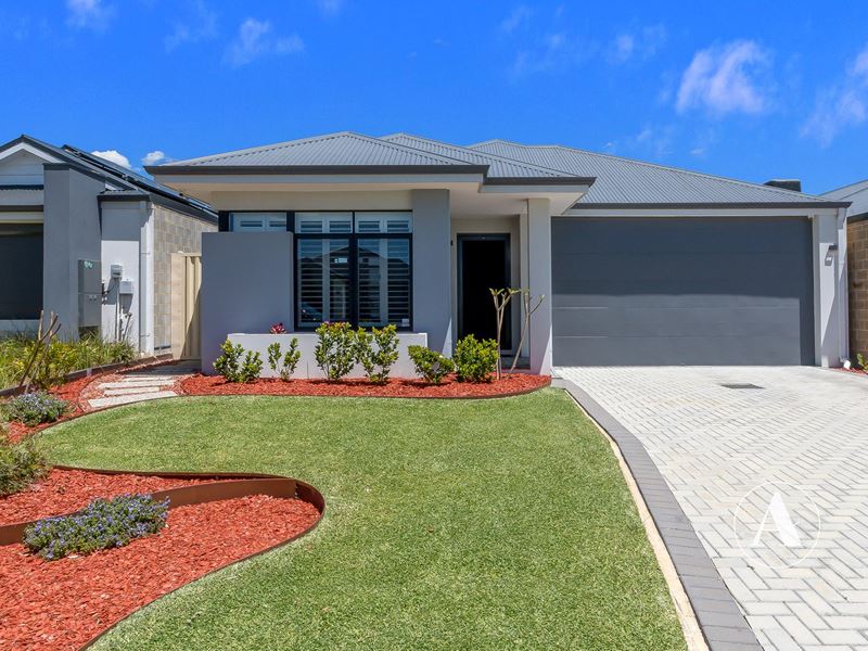 8 Mandalup Road, Haynes WA 6112