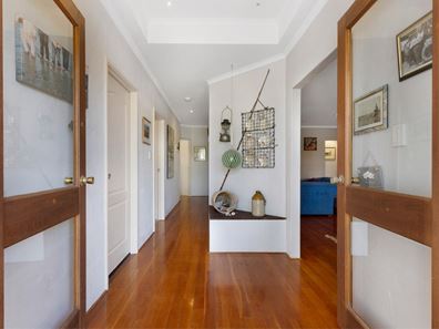 63 Fourth Avenue, Shoalwater WA 6169