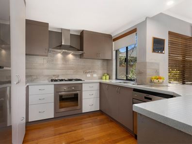 63 Fourth Avenue, Shoalwater WA 6169
