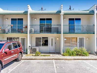 9/52 Kent Street, Rockingham WA 6168
