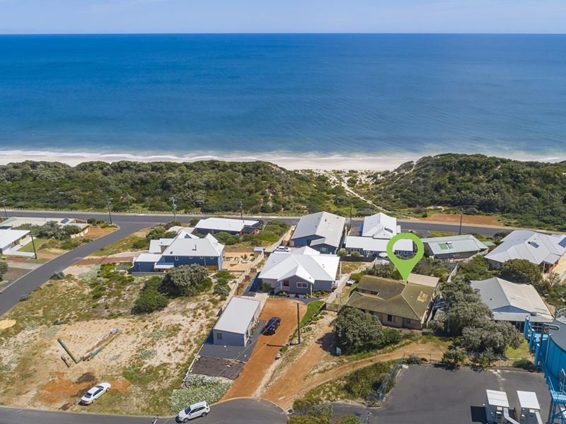 15 Periwinkle Place, Peppermint Grove Beach
