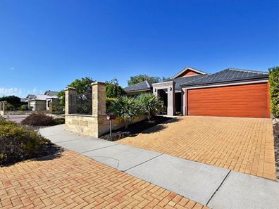 16 Westgrove Drive, Ellenbrook WA 6069