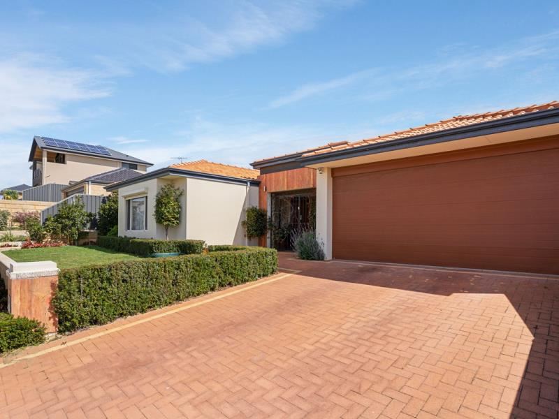 12 Samphire Heights, Landsdale WA 6065