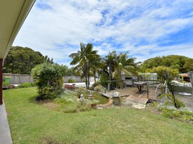 15 Fanning Way, Singleton WA 6175