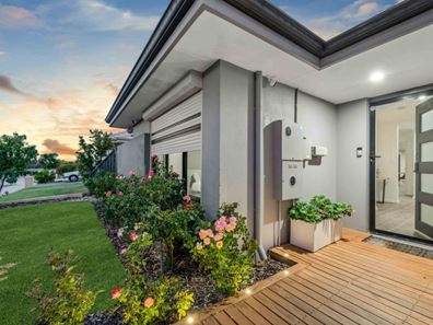 107 Boomerang Loop, Banksia Grove WA 6031