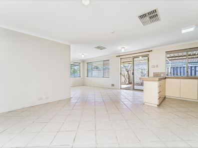25 Eureka Place, Seville Grove WA 6112
