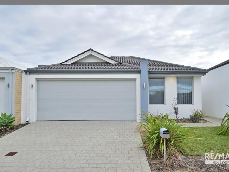 26 Marlinspike Boulevard, Jindalee