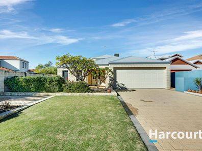 4 Rialto Place, Halls Head WA 6210