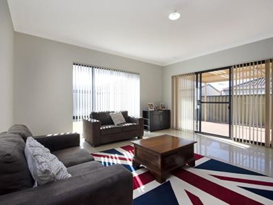 7 Barcelona Grange, Port Kennedy WA 6172