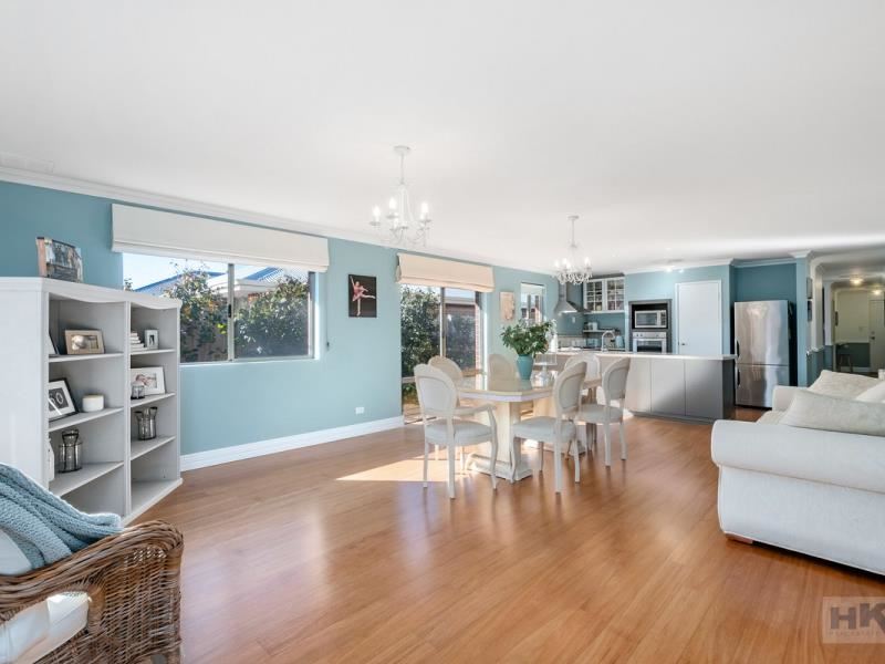 42 Simmonds Pass, Ellenbrook