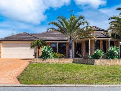 14 Waxberry Close, Halls Head WA 6210