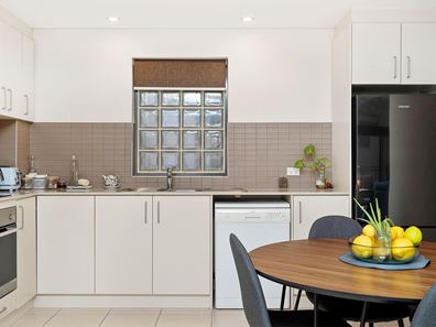 18/18 Wellington Street, East Perth WA 6004