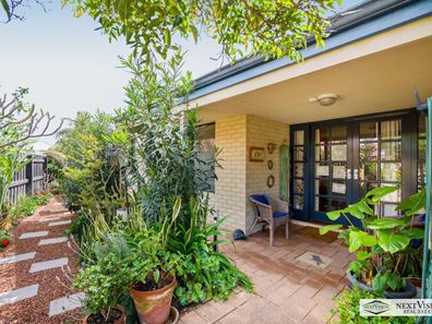 27 Cheval Place, Canning Vale WA 6155