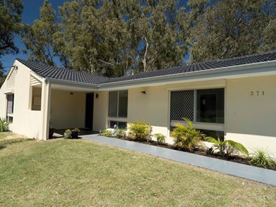 371 Furley Road, Southern River WA 6110