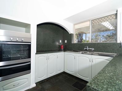 371 Furley Road, Southern River WA 6110