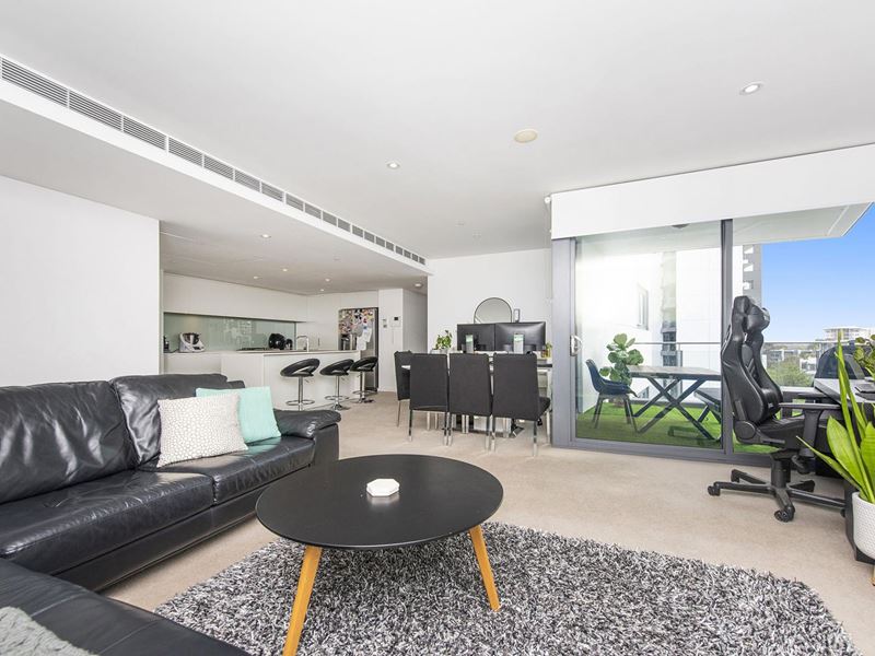 705/21 Bow River Crescent, Burswood
