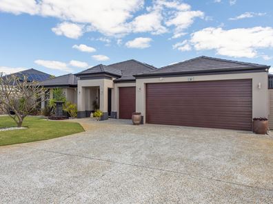 4 Arklow Glen, Canning Vale WA 6155