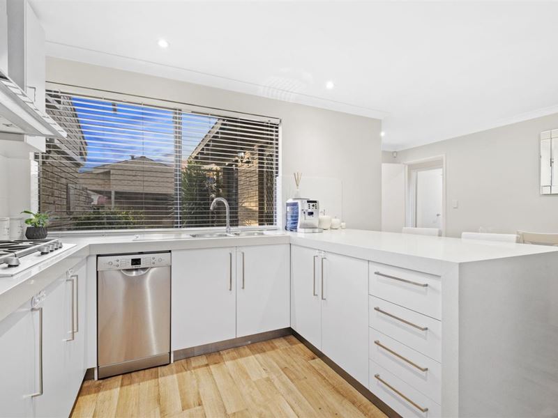 3/8 Gerald Street, Como