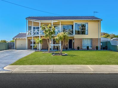 9 Ernest Street, Safety Bay WA 6169