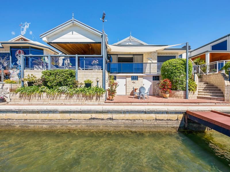 20 Starfire Close, Halls Head WA 6210