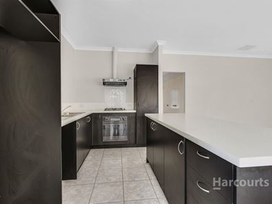 1/10 Fifth Avenue, Mandurah WA 6210