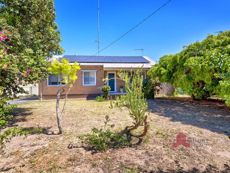 11 Woonnar Street, Carey Park