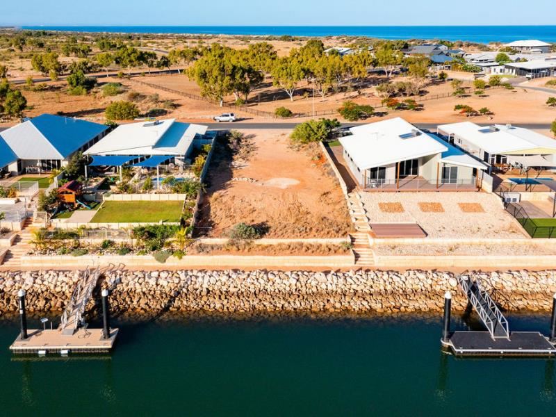 24 Madaffari Drive, Exmouth