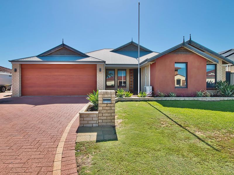 24 Bluefields Parkway, Port Kennedy WA 6172