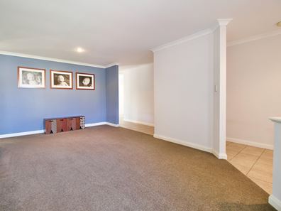 24 Bluefields Parkway, Port Kennedy WA 6172