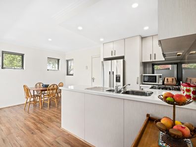 1/21 Third Avenue, Bassendean WA 6054