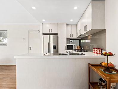 1/21 Third Avenue, Bassendean WA 6054