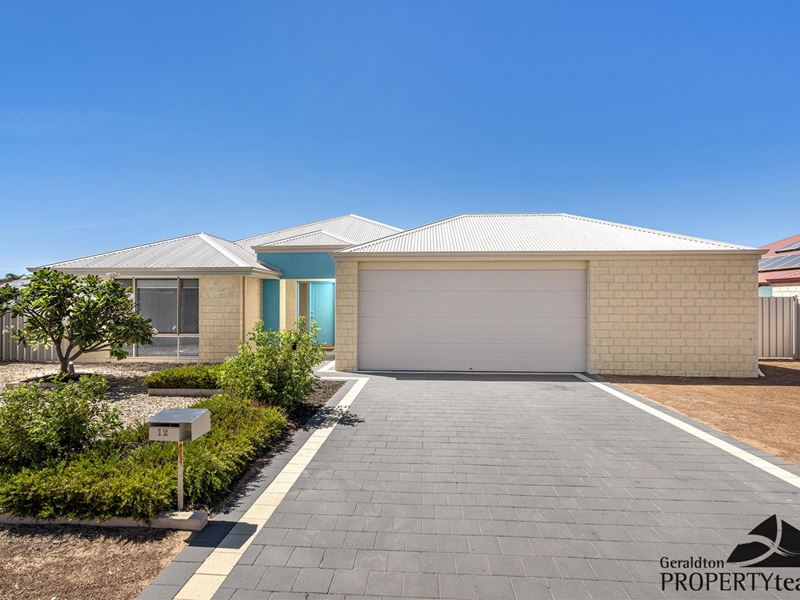 12 Wahn Avenue, Waggrakine
