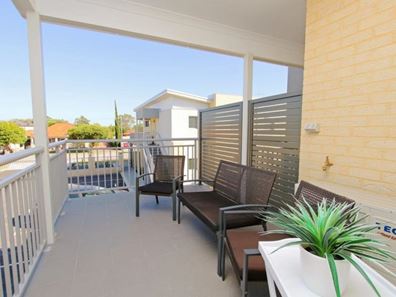 3/1 Acton Avenue, Bentley WA 6102