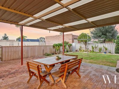 2 Tolley Court, Hamilton Hill WA 6163