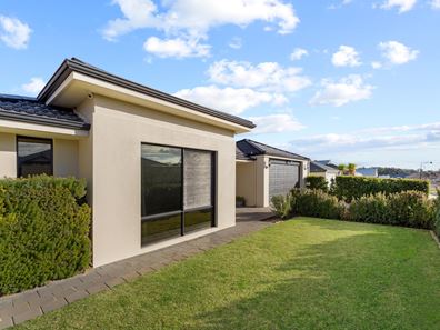43 Monument Blvd, Baldivis WA 6171