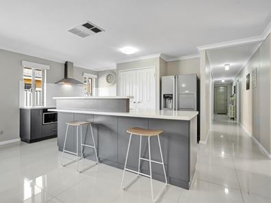 81 Barnevelder Bend, Southern River WA 6110