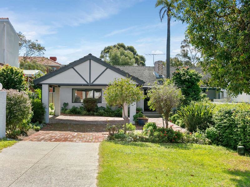6 Knight Street, Wembley Downs