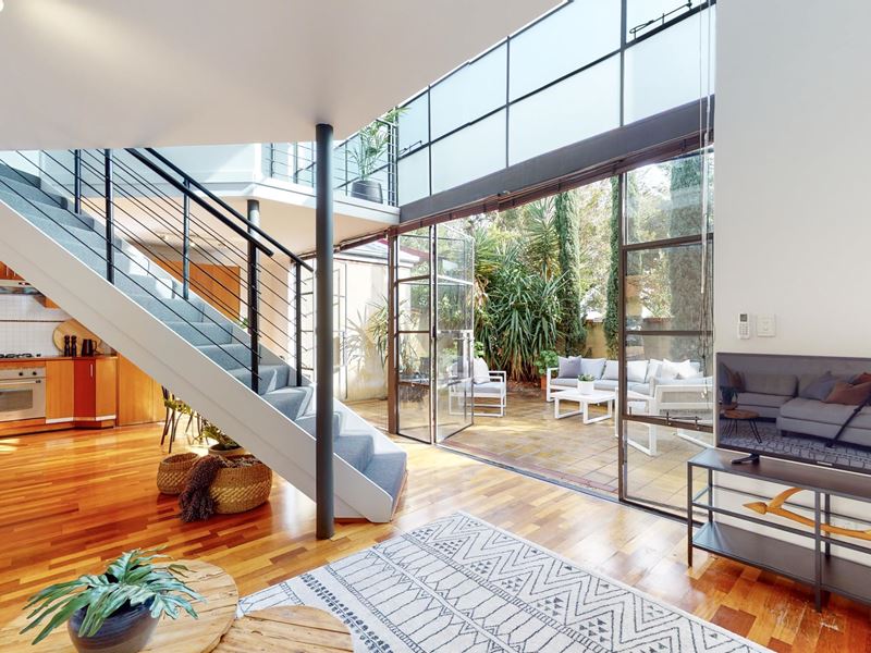 2/18 Abbotsford Street, West Leederville