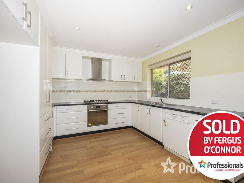 26 Emerald Way, Edgewater