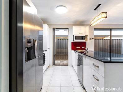19 Goulburn Road, Baldivis WA 6171