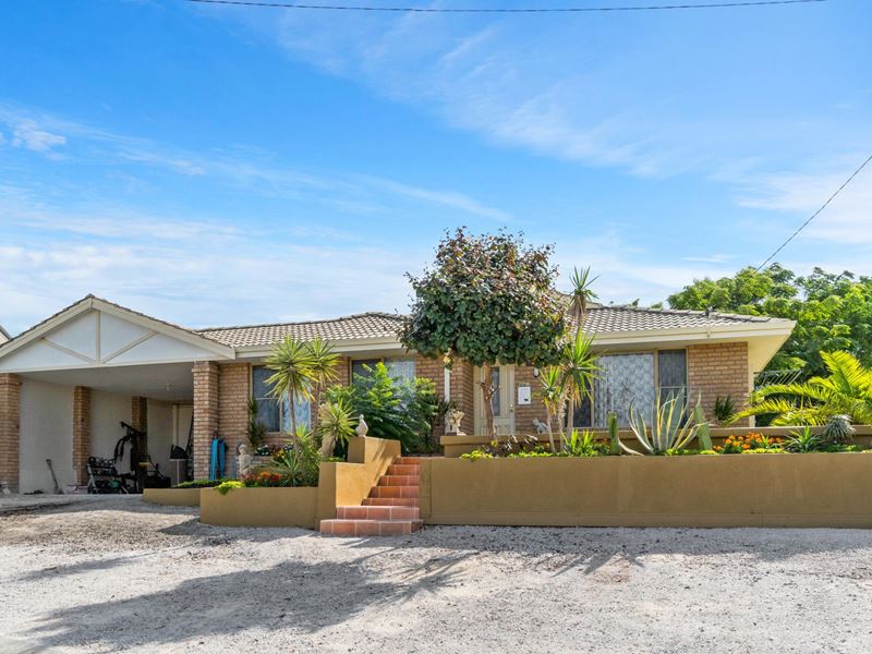 7 Ham Close, Beldon
