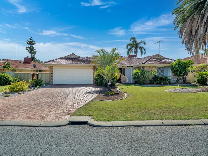 22 Rochester Way, Meadow Springs