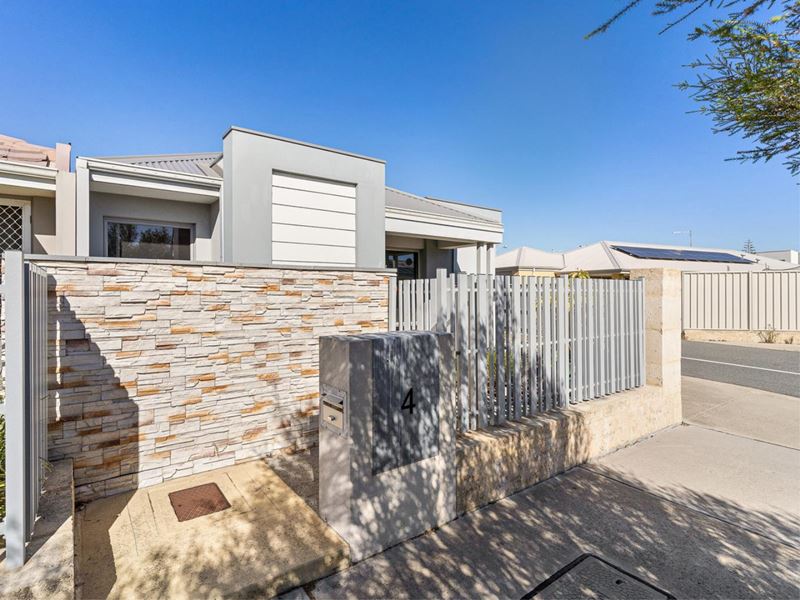 4 Warriedar Way, Golden Bay WA 6174