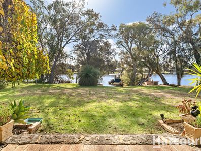 41 Banksia Terrace, South Yunderup WA 6208