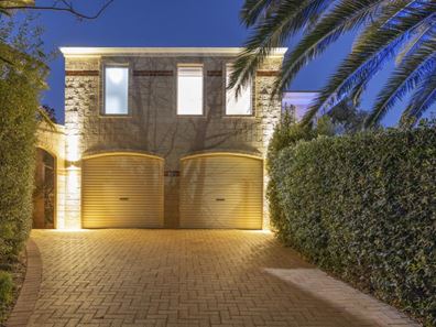 25 Chrisp Place, Yanchep WA 6035