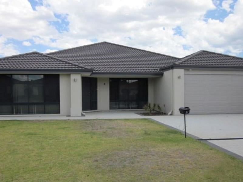 8 Heathcote Way, Bertram