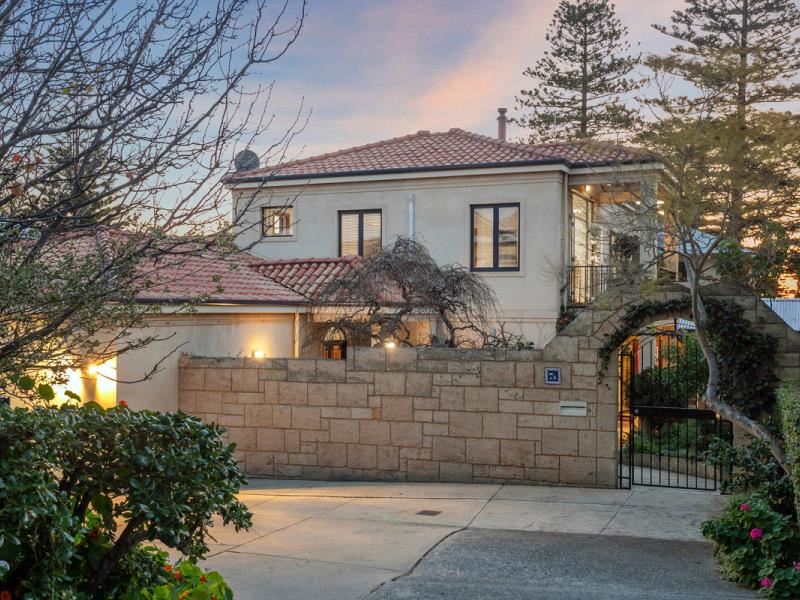 7A Nailsworth Street, Cottesloe