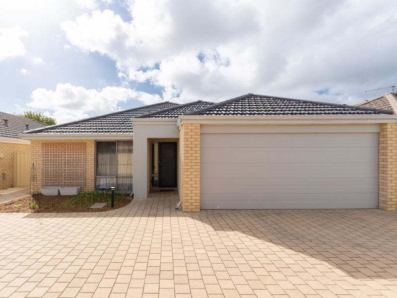 8/23 Bampton Way, Warnbro