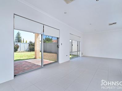 8A Merian Close, Bentley WA 6102