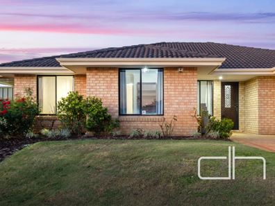 8 Brockwell Parkway, Landsdale WA 6065